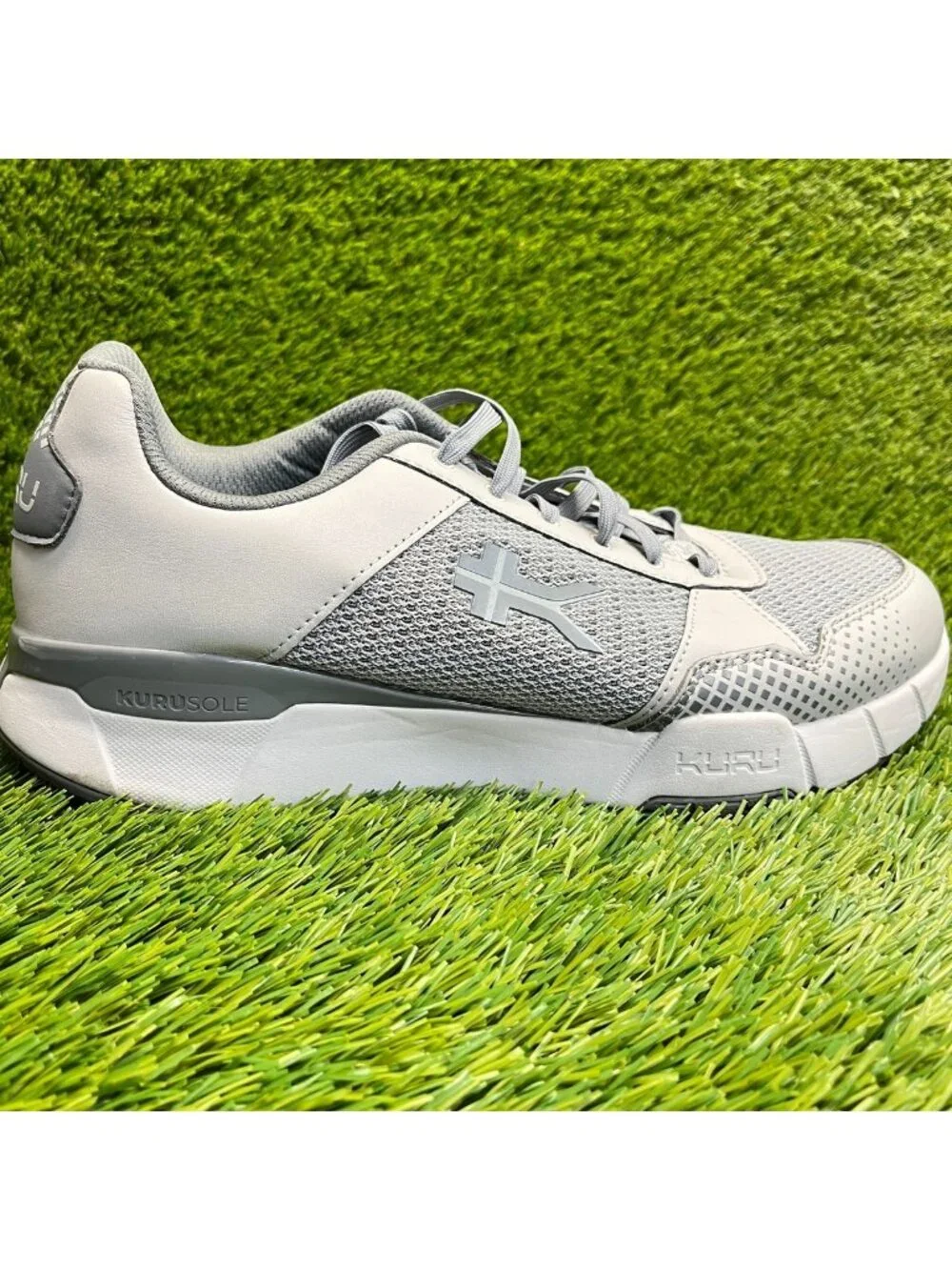 Kuru Quantum 2.0 Mens Size 11.5 Gray White Athletic Trail Running Shoes Sneakers